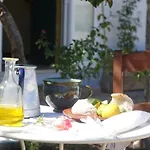 Δωμάτια σε οικογενειακή κατοικία Salmoura Vila do Bispo