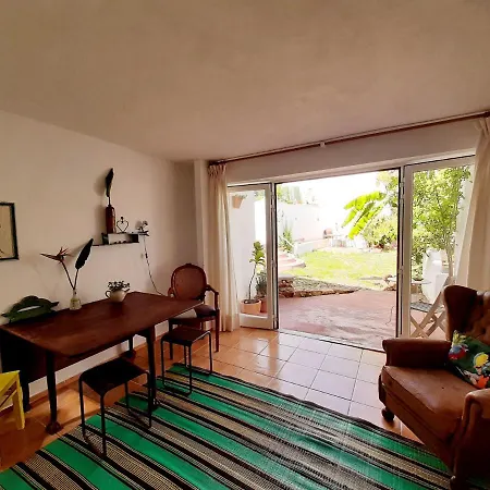 Salmoura Homestay *