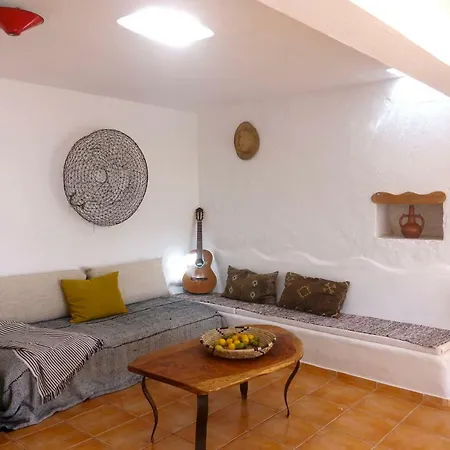 Salmoura Homestay Vila do Bispo