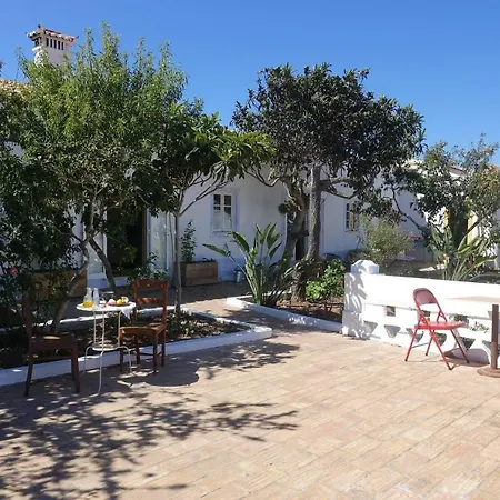 Salmoura 홈스테이